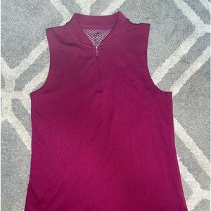 Women’s Nike Golf Shirt Size Xsmall